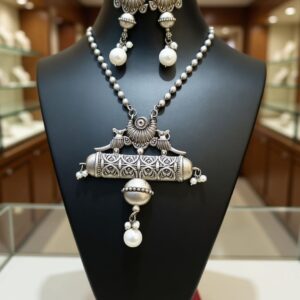 Lumiera - Vintage Pearl
